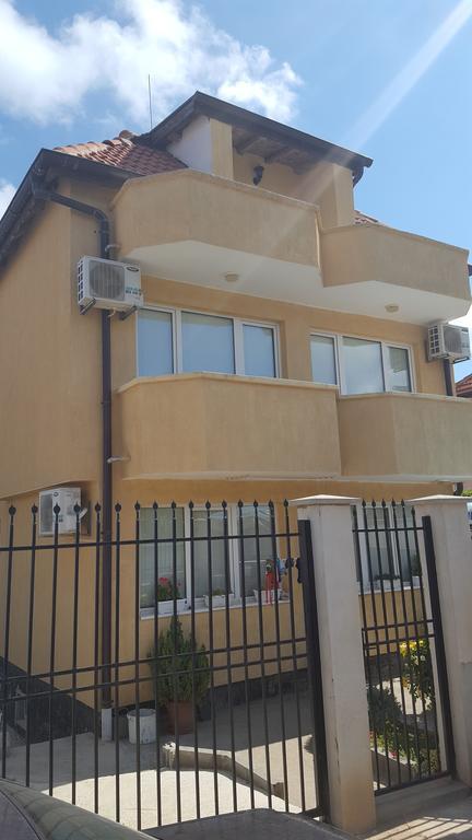 Villa Krisia Apartments Sozopol Zewnętrze zdjęcie