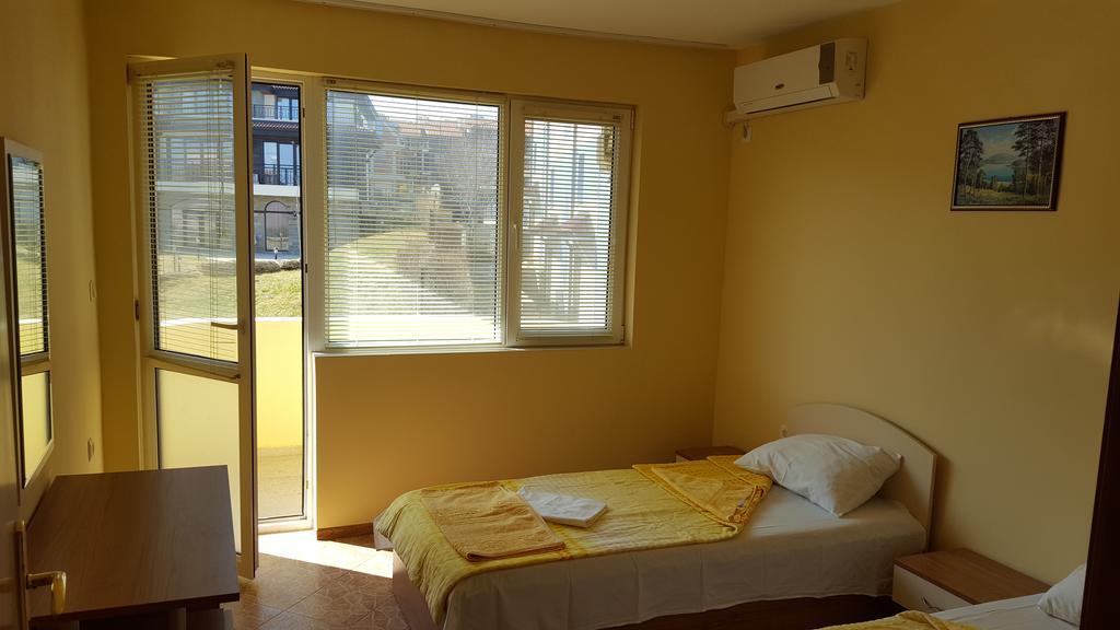 Villa Krisia Apartments Sozopol Zewnętrze zdjęcie